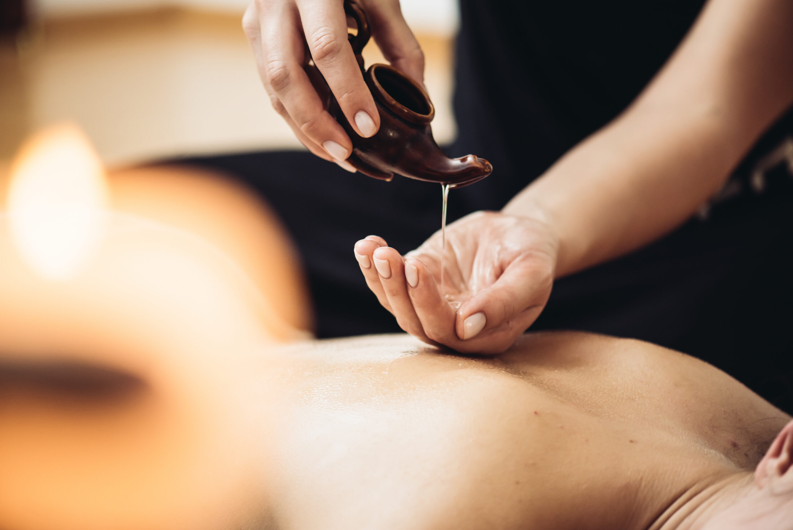 Aromatherapy,Massage,Is,Massage,Therapy,Using,Massage,Oil,Or,Lotion