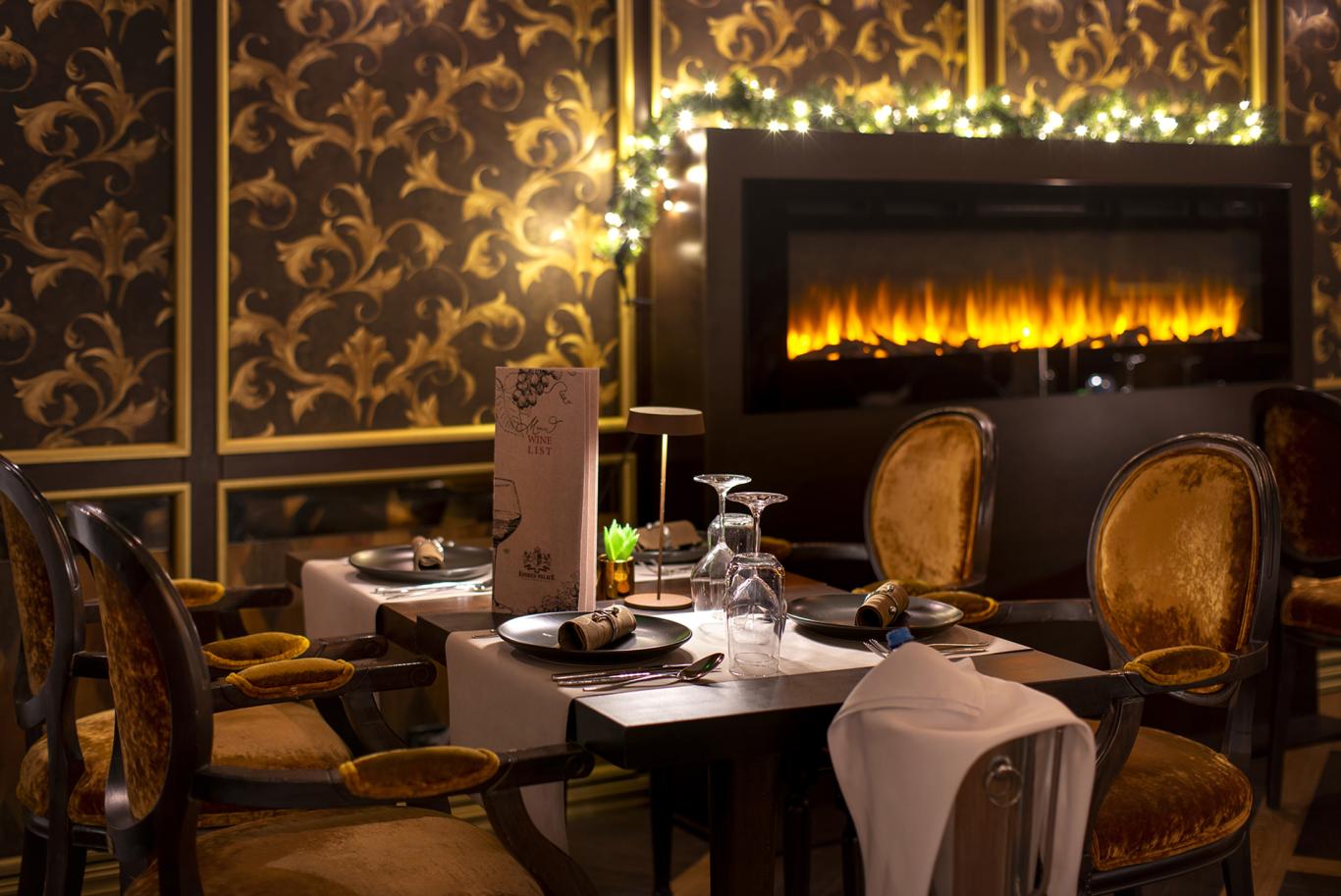 Εστιατόρια: Το Bistro Restaurant & Bar στο Epirus Palace Congress & Spa Hotel στα Ιωάννινα σας περιμένει με ένα μενού που θα σας εκπλήξει ευχάριστα.