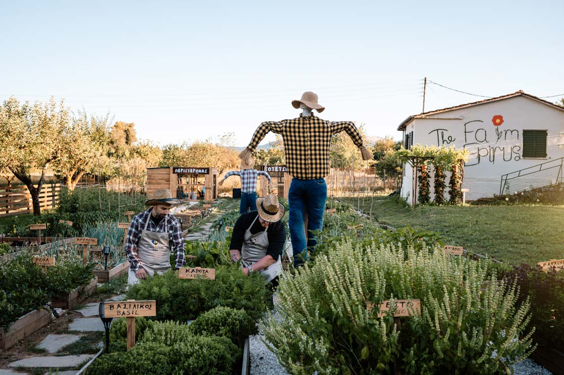 Η φάρμα στο Epirus Palace Congress & Spa Hotel στα Ιωάννινα είναι ένας χώρος όπου η φύση και η ανθρώπινη εμπειρία συναντώνται.