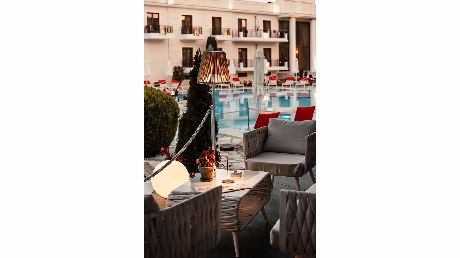 Pool-Bar-Epirus-Palace-6